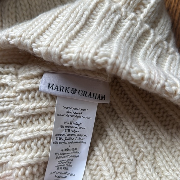 Mark & Graham ivory wool blend ribbed knit cuffed faux fur Pom Pom hat. - Picture 3 of 3